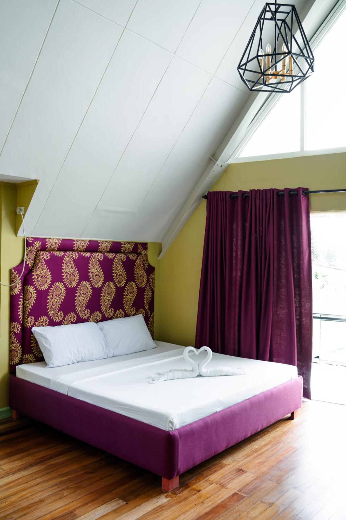Bed and Breakfast Jacobs Hill Tagaytay Тагайтай Экстерьер фото