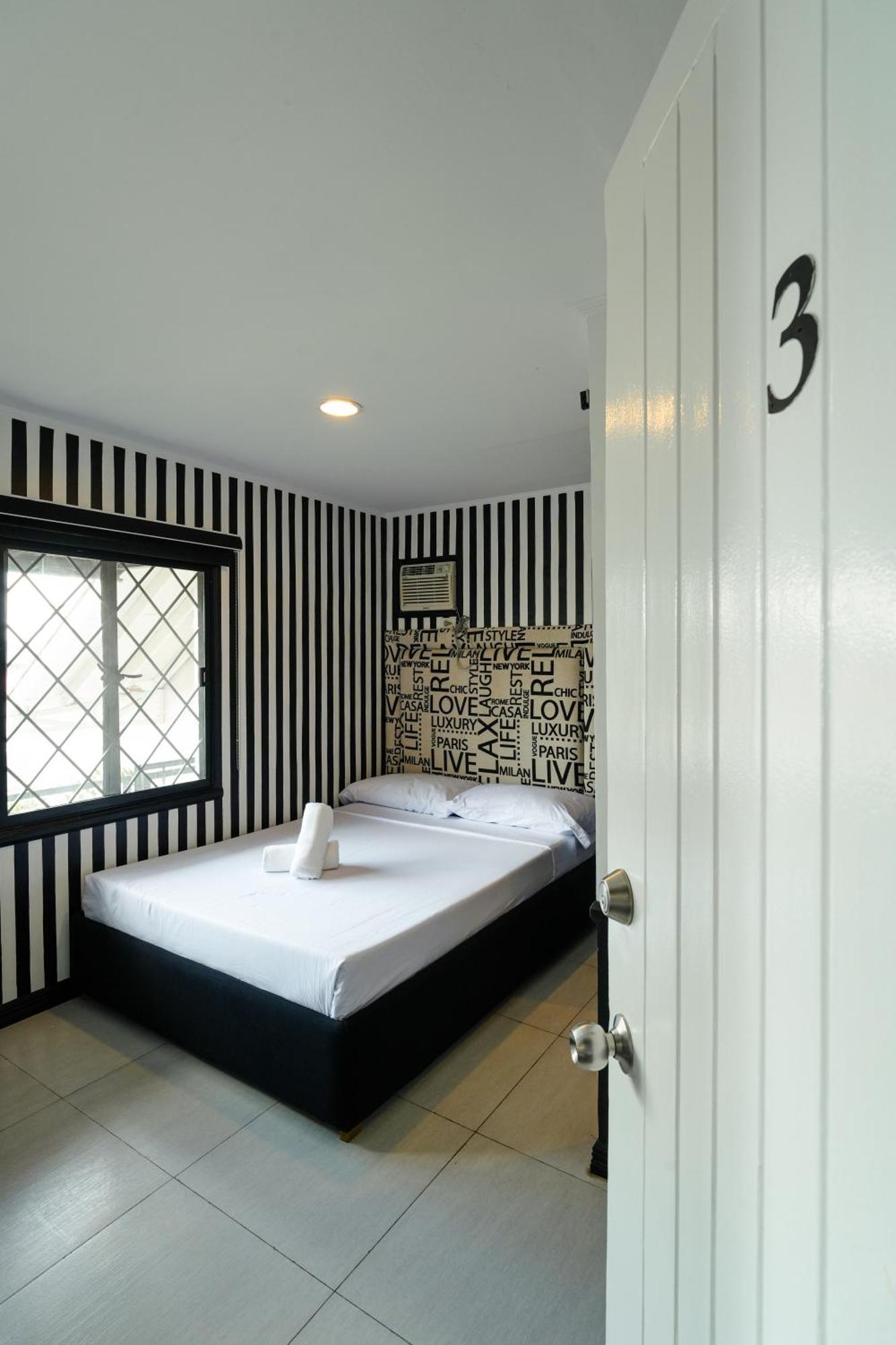 Bed and Breakfast Jacobs Hill Tagaytay Тагайтай Экстерьер фото